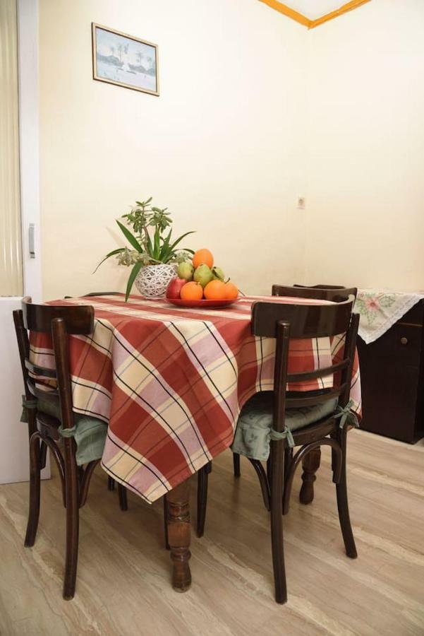 הוילה Chlomos Eleni'S House מראה חיצוני תמונה