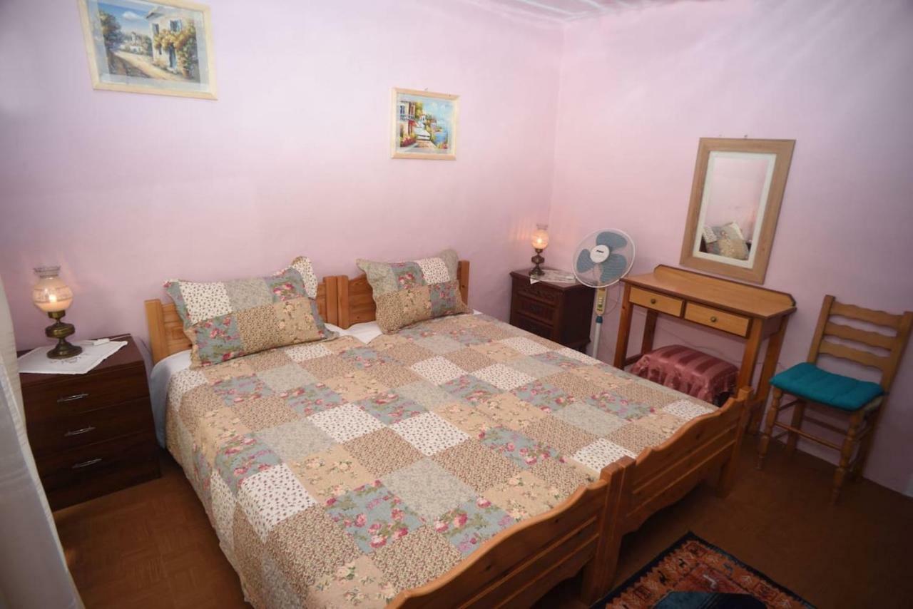 הוילה Chlomos Eleni'S House מראה חיצוני תמונה